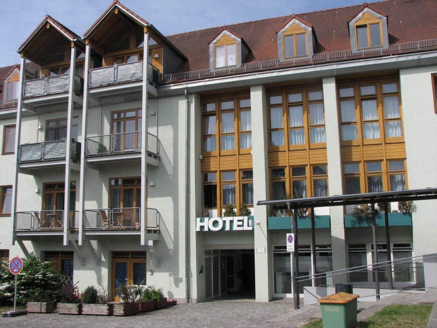 Hotel Am Hof Taufkirchen  Kültér fotó