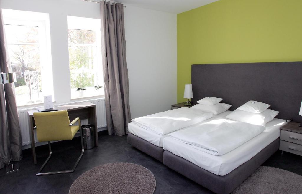 Hotel Am Hof Taufkirchen  Kültér fotó